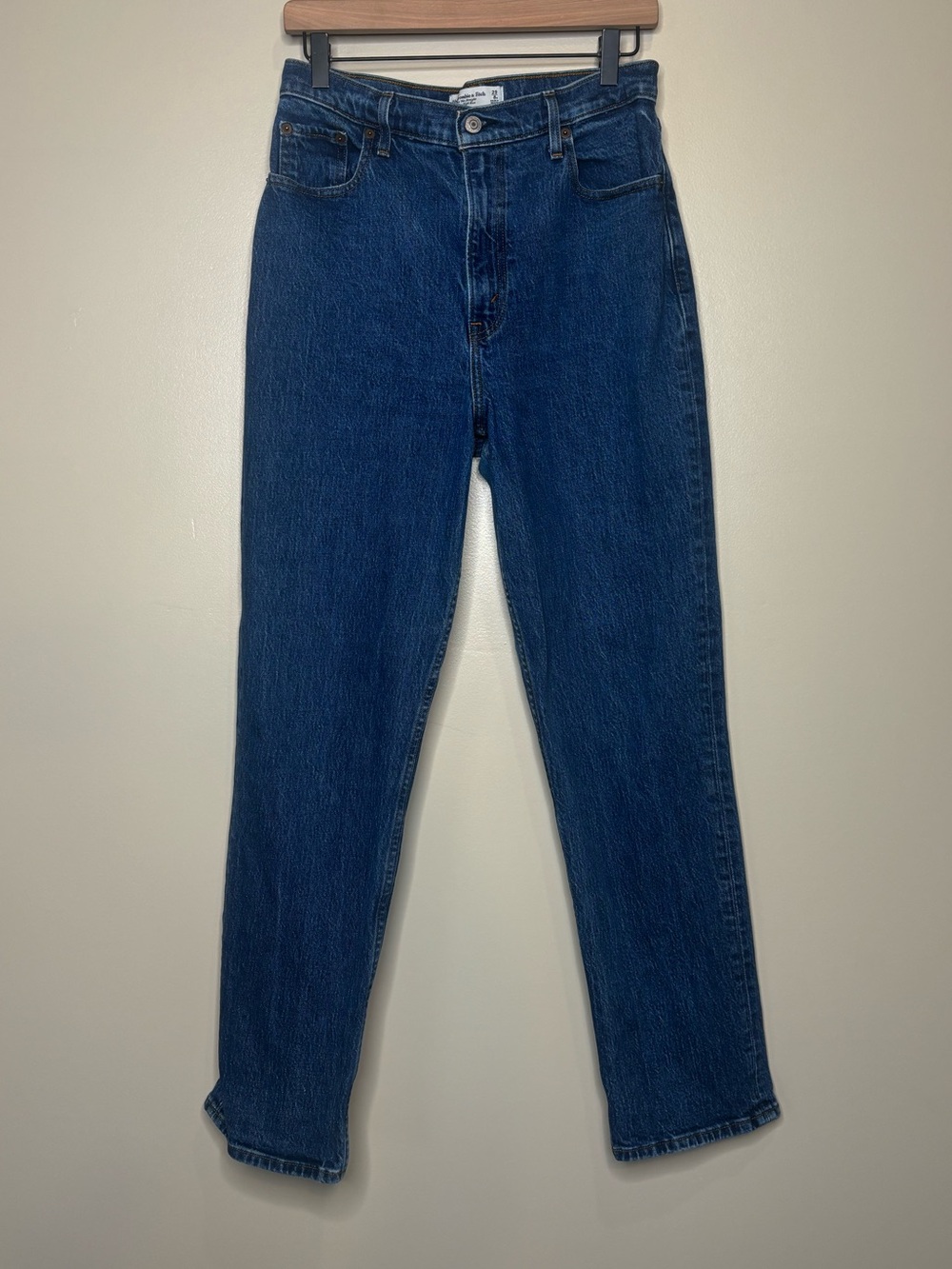 Abercrombie & Fitch Curve Love 90s Straight Ultra High Rise Jeans